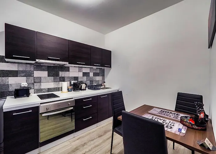 Ben Apartments